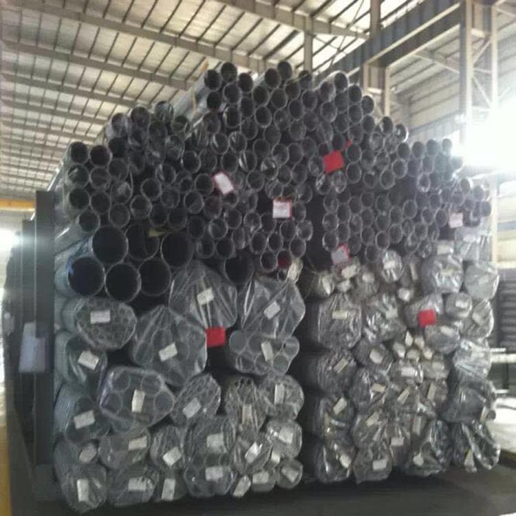 中欧体育圆管已包装，待发货仓库