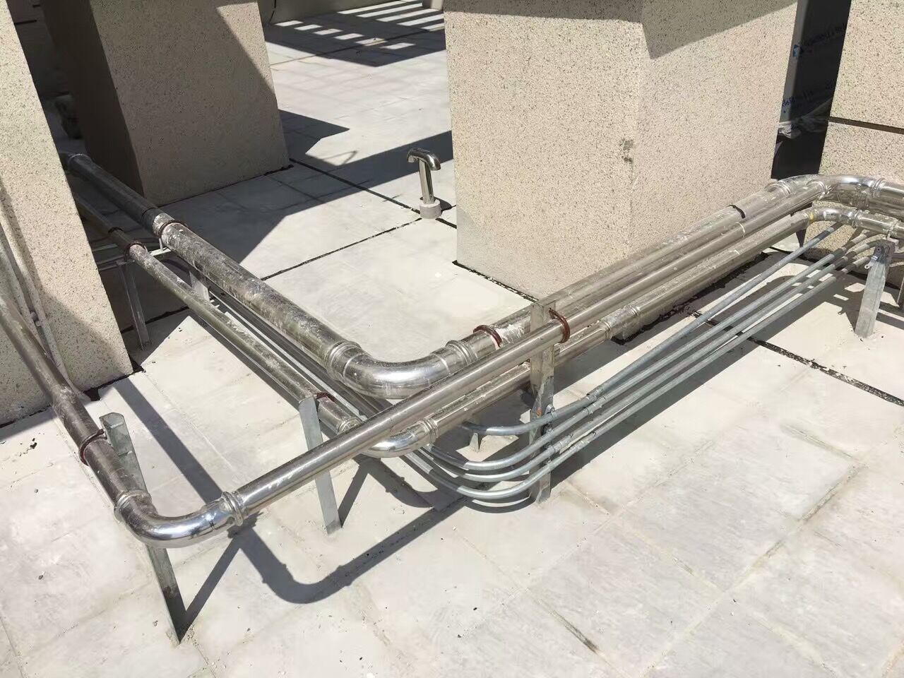 中欧体育水管安装案例