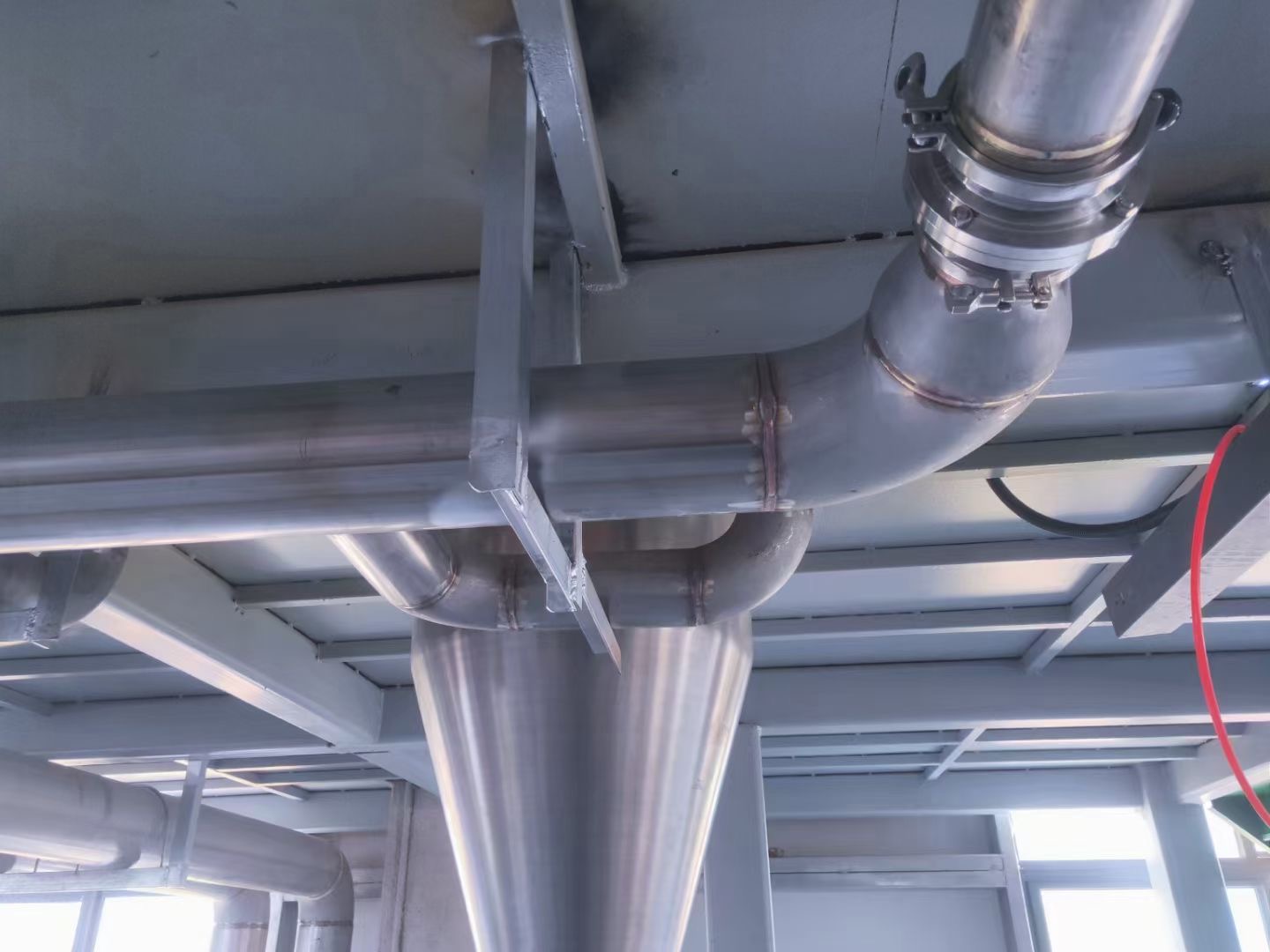 中欧体育工业管工程案例.jpg 中欧体育工业管工程案例.jpg